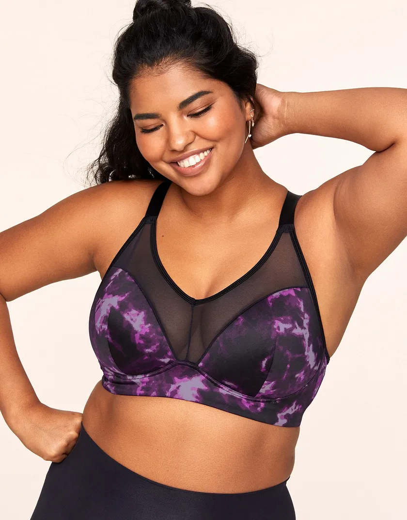 Ariza Tie Dye Black Plus Contour activewear bundle Model 2