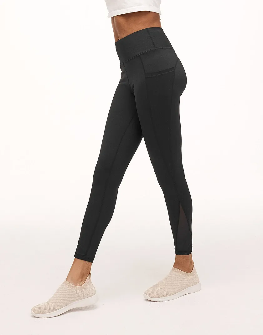 Chloe Cozy Legging Dark Black legwear bundle Model 6