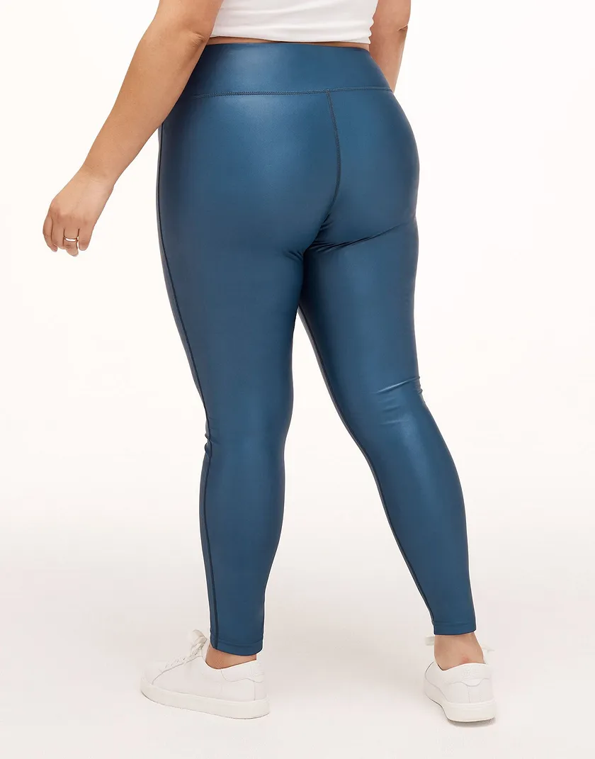 Gia Glossy Legging Dark Blue Plus activewear bundle Model 5