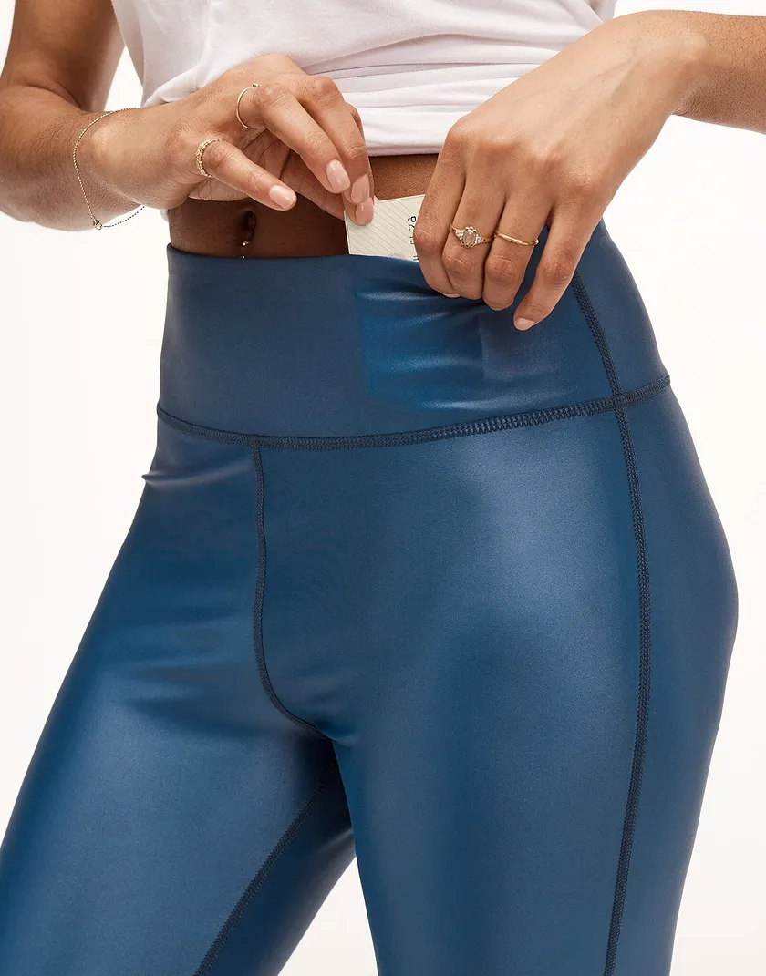 Gia Glossy Legging Dark Blue activewear bundle Model 4