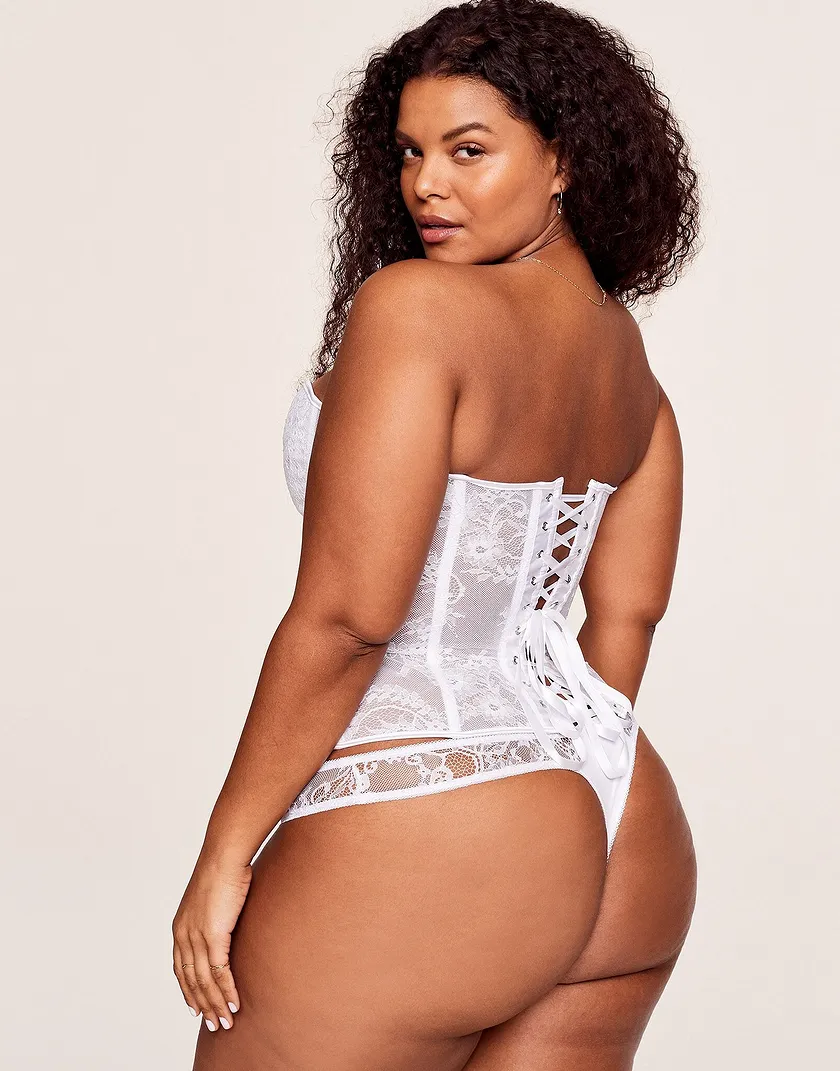Ashoka White Plus corset bundle Model 6