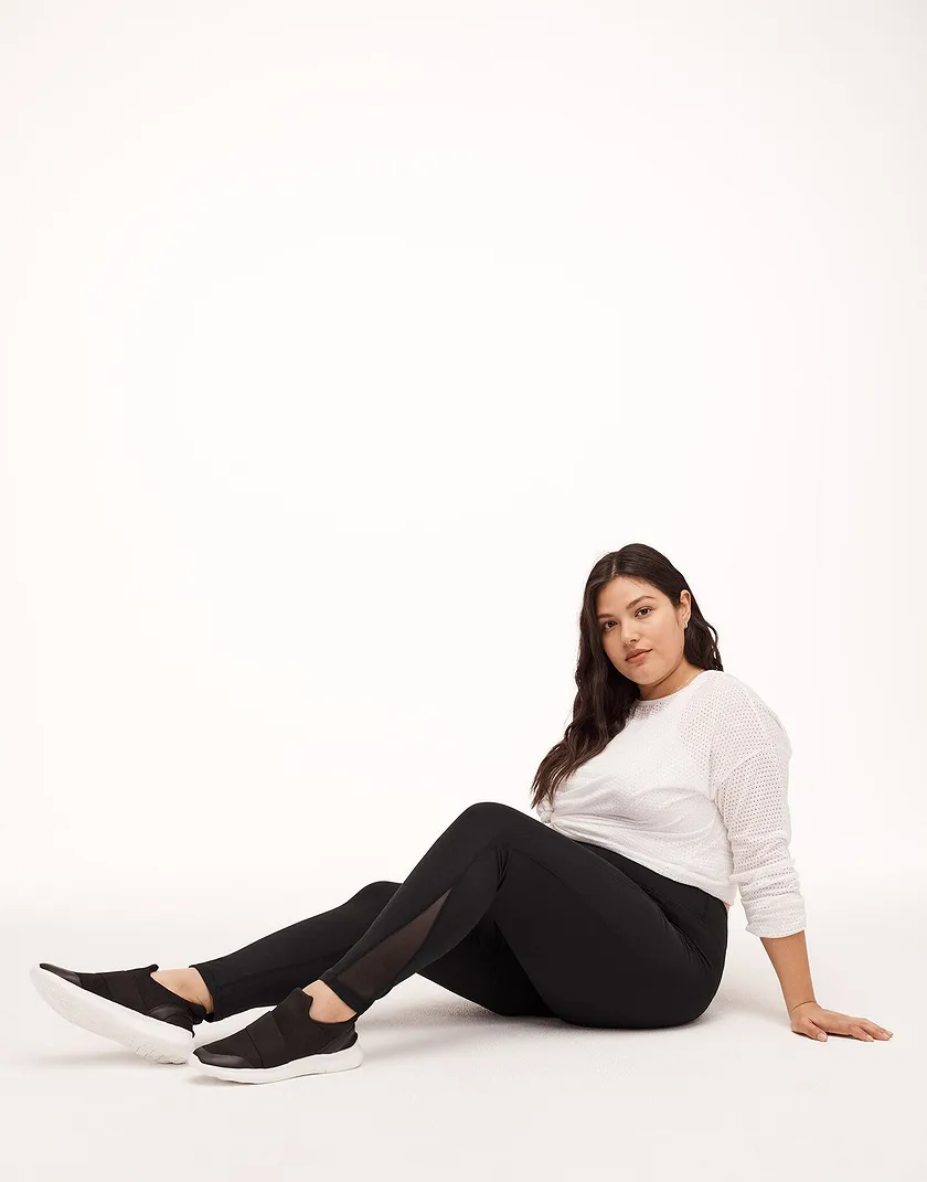 Chloe Cozy Legging Dark Black Plus legwear bundle Model 2