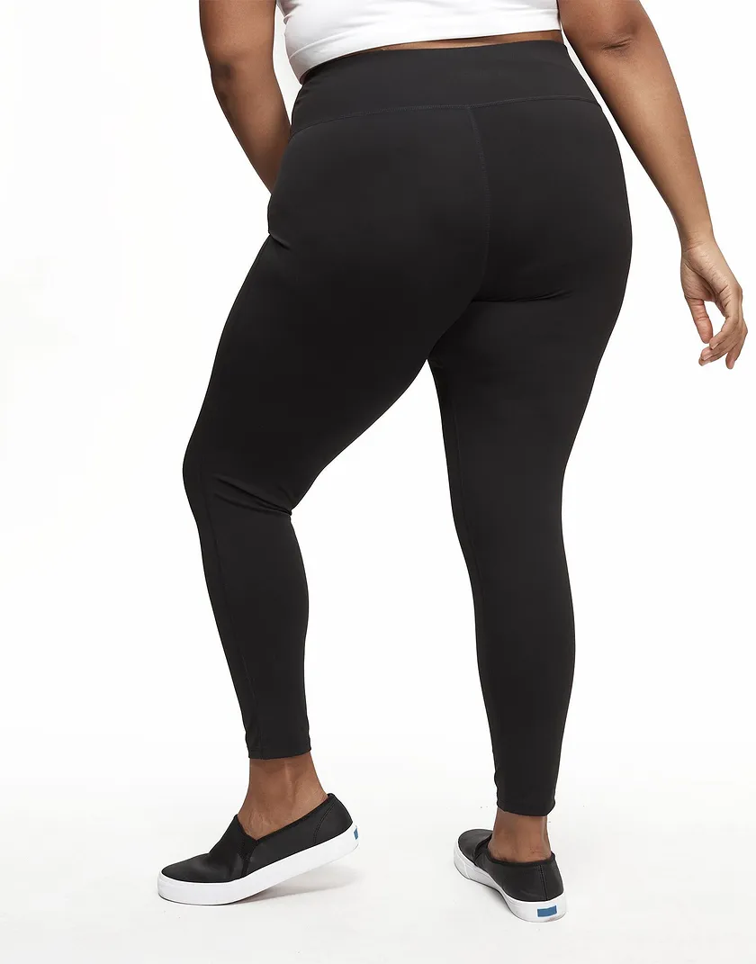 Cali Legging Black Plus activewear bundle Model 4