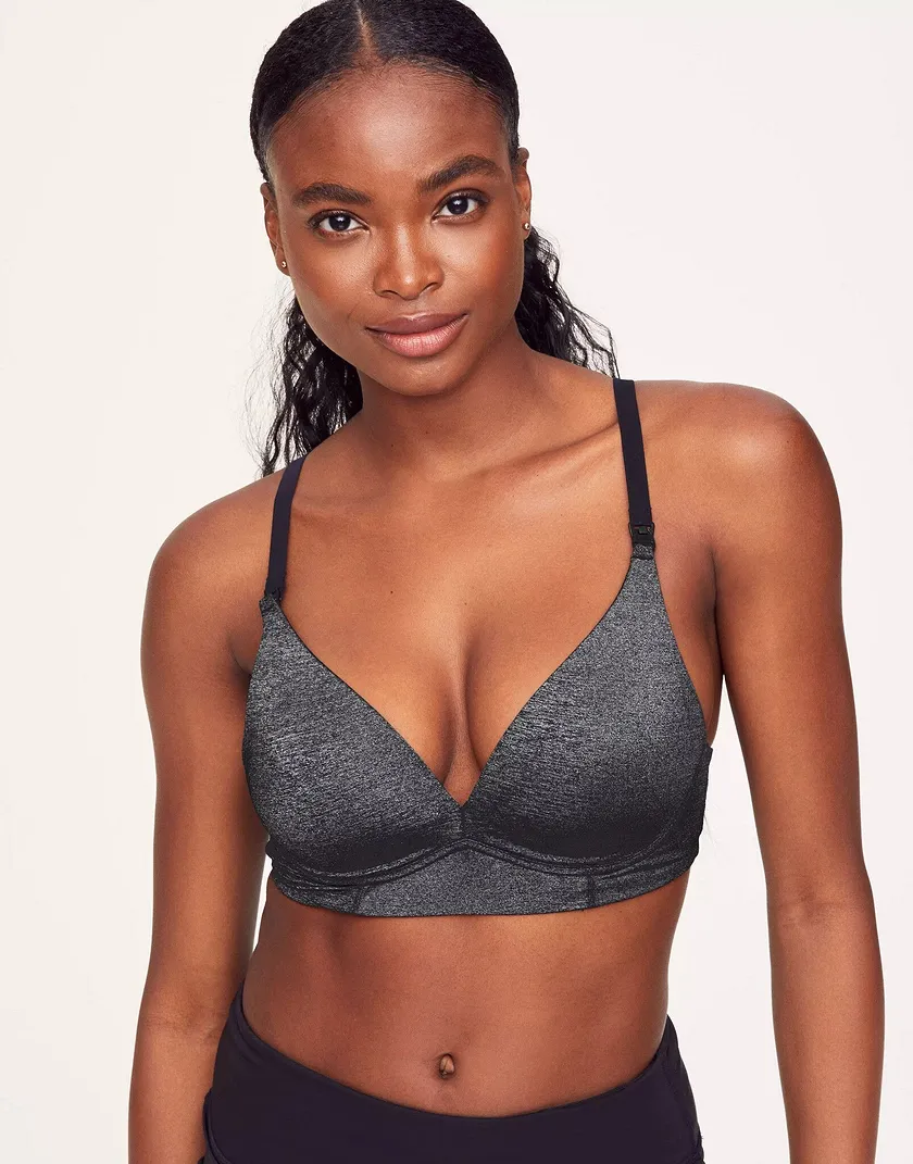 Haylie Black Contour bra bundle Model 3