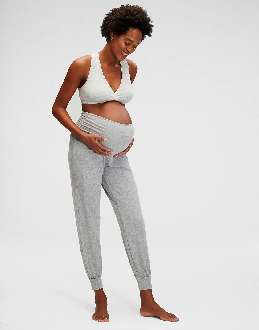 Luxe Sleep Bra Gray Lined bra bundle Model 4