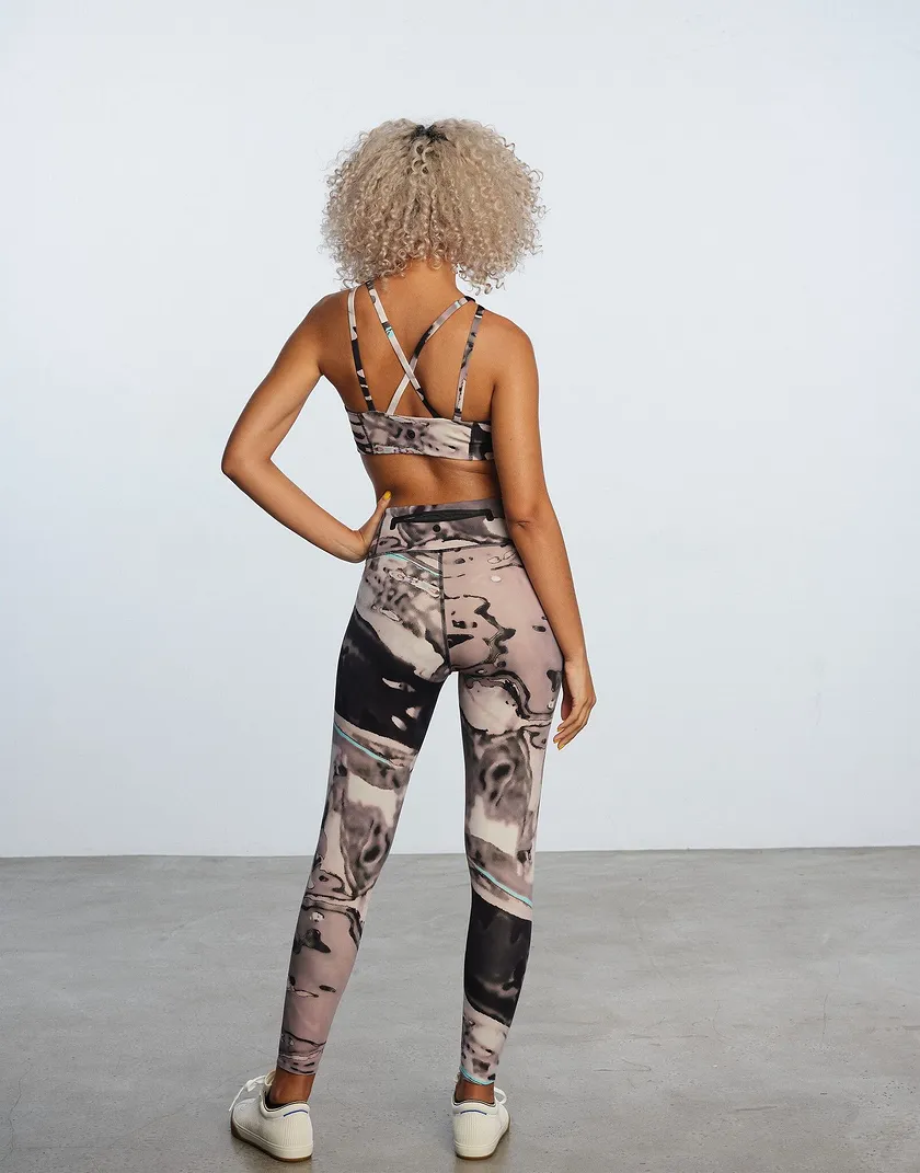 Do Bra X EBN Novelty Gray activewear bundle Model 6