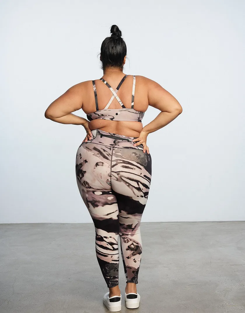 Do Bra X EBN Novelty Gray Plus activewear bundle Model 5