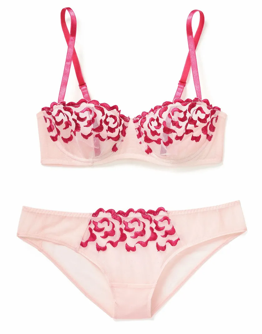 Tiana Light Pink 3 Unlined bra bundle Still 3