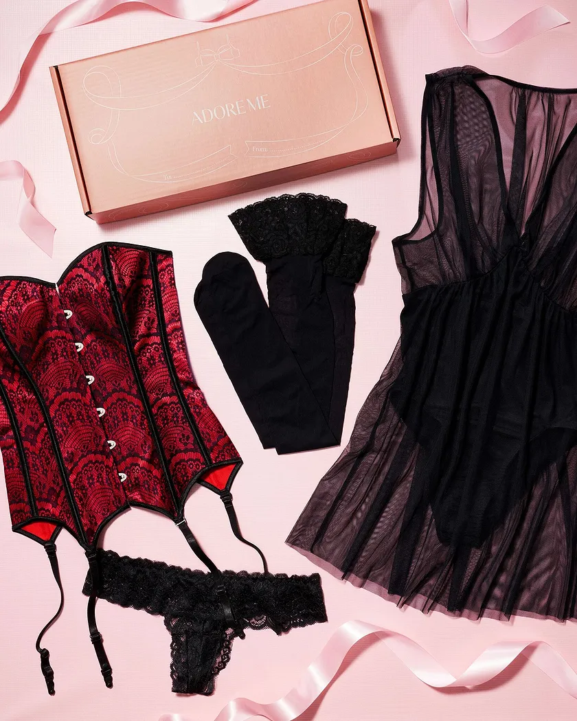 V-Day Gift Box: Spice Things Up! accessory bundle Still 2
