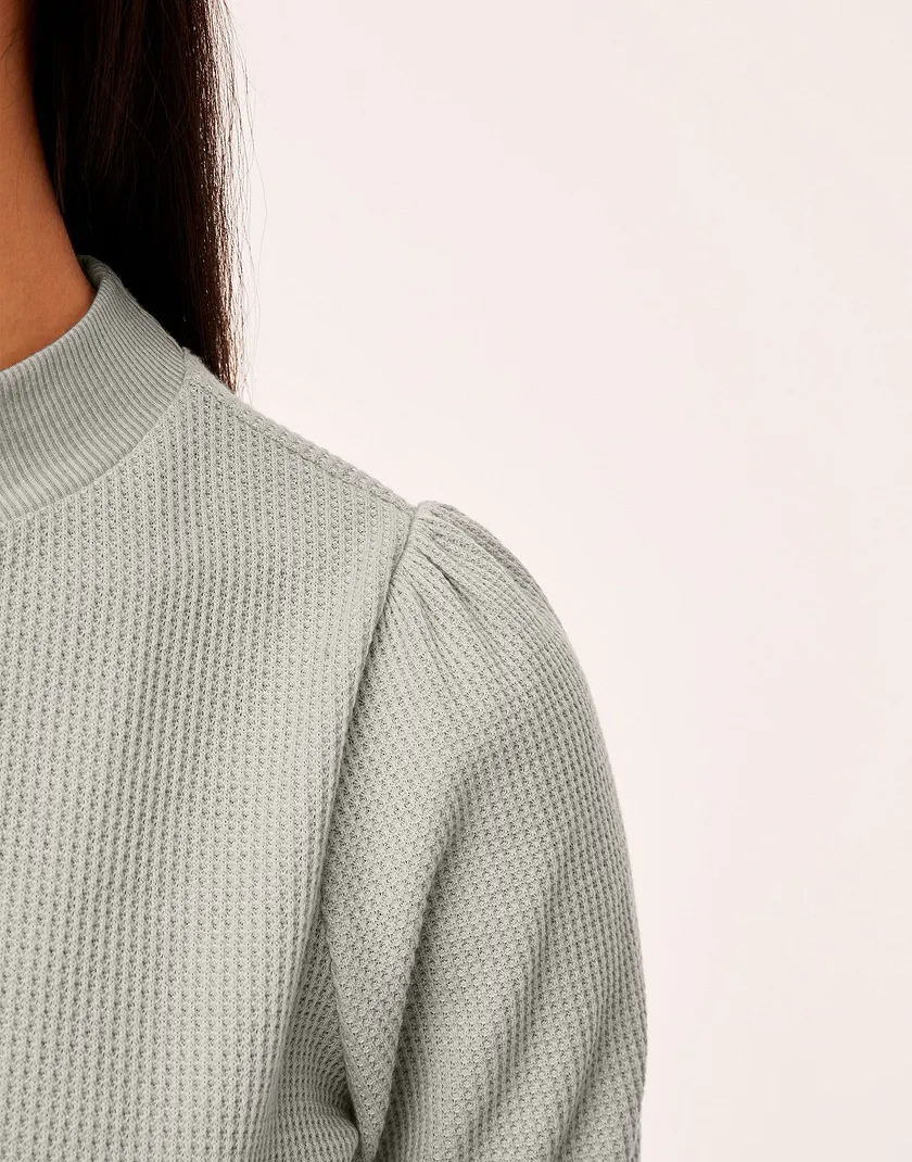 Golden Beach Top Medium Gray tops bundle Model 3