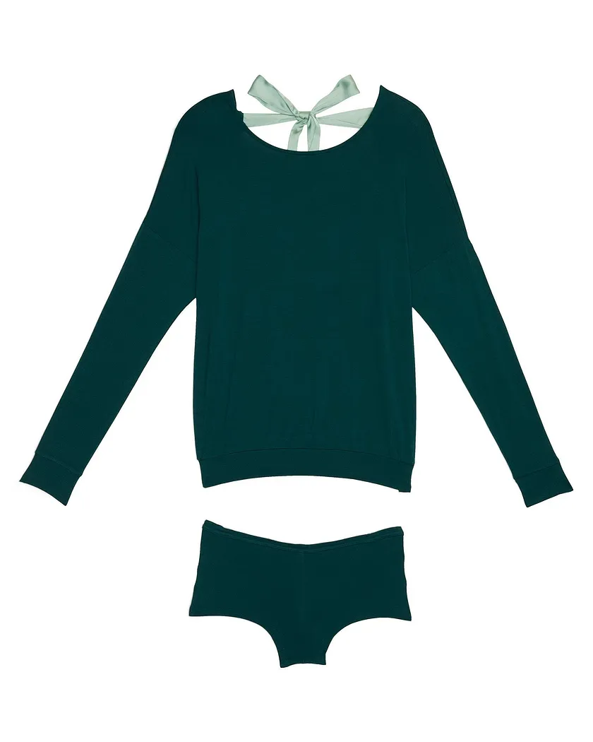 Lyanna Dark Green sleepwear bundle Still 3