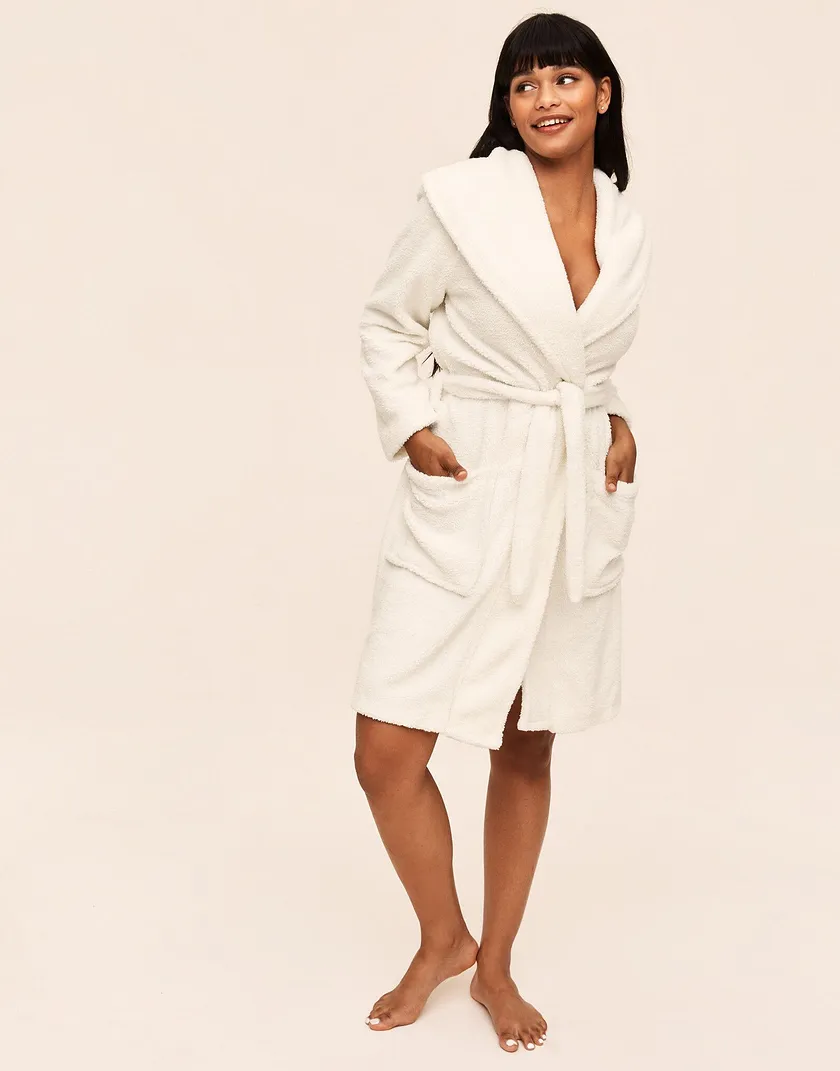 Anabell White sleepwear bundle Model 1
