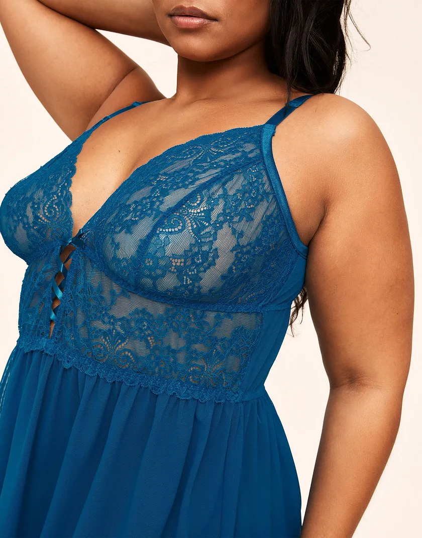 Yolandi Dark Blue Plus Unlined lingerie bundle Model 3