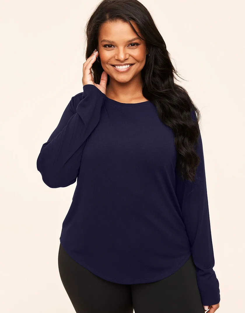 Molly Longsleeve Dark Blue Plus lounge bundle Model 2