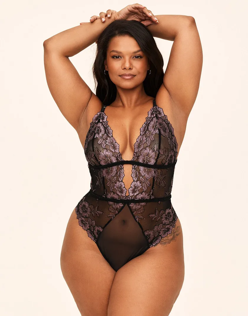 Calissa Black Plus lingerie bundle Model 1