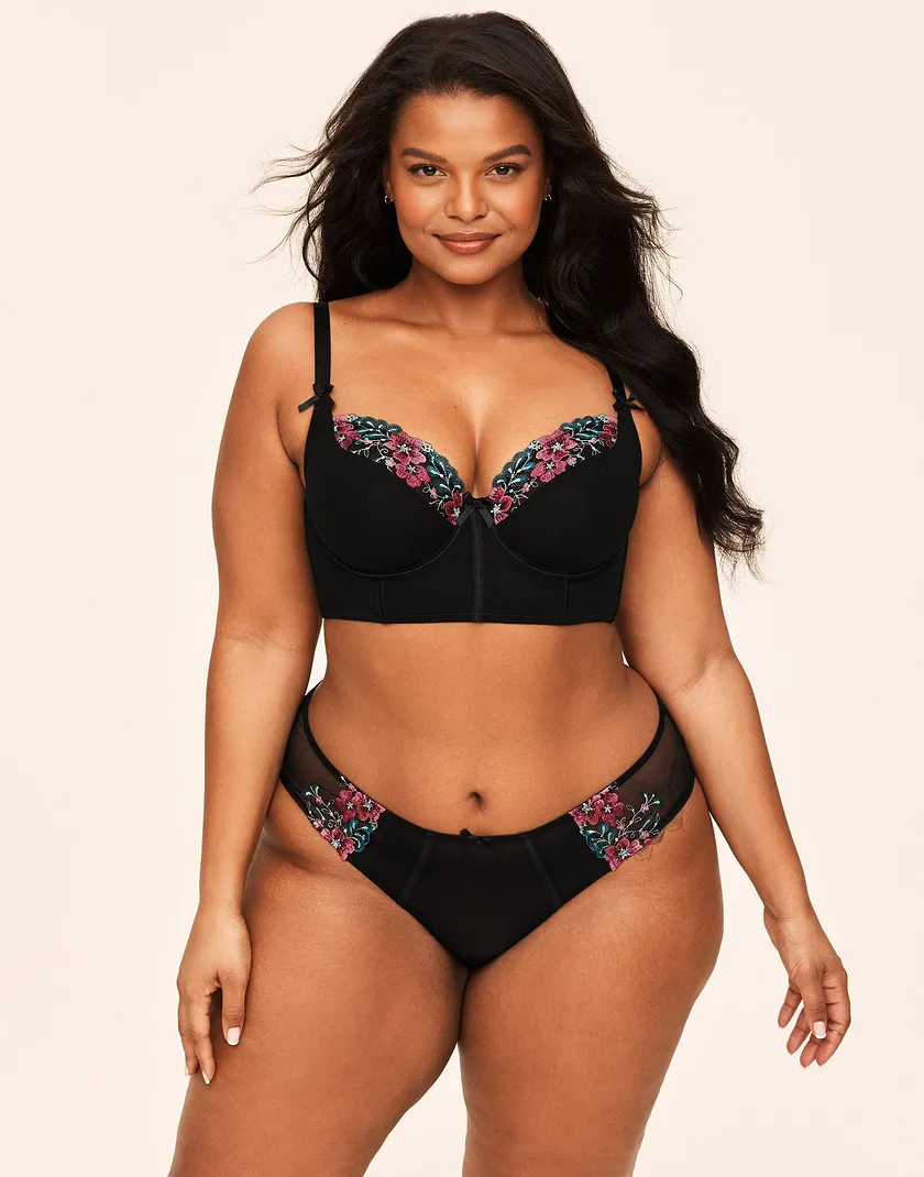 Elara Black Plus Unlined bra and panty bundle Model 1