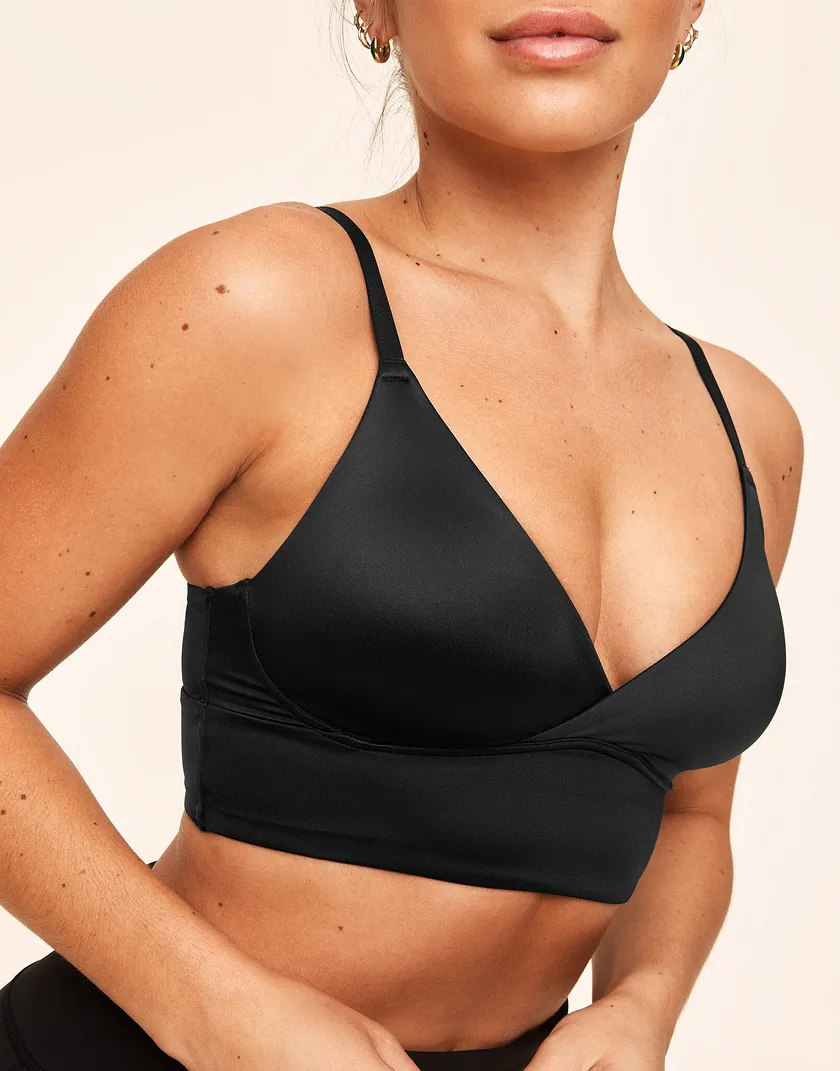 Kali Black Lightly Lined activewear bundle Model 3