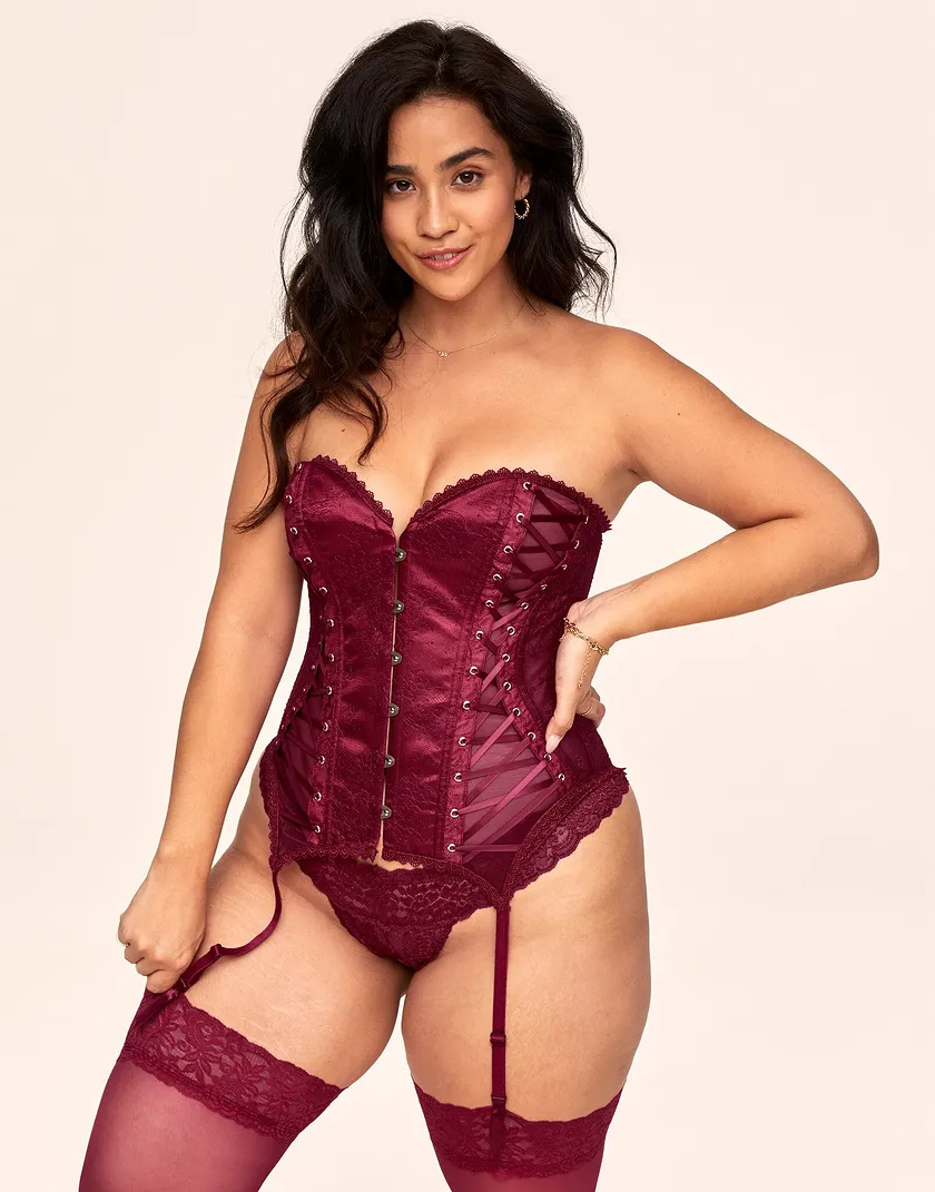 Aurora Dark Red Plus Unlined corset bundle Model 2