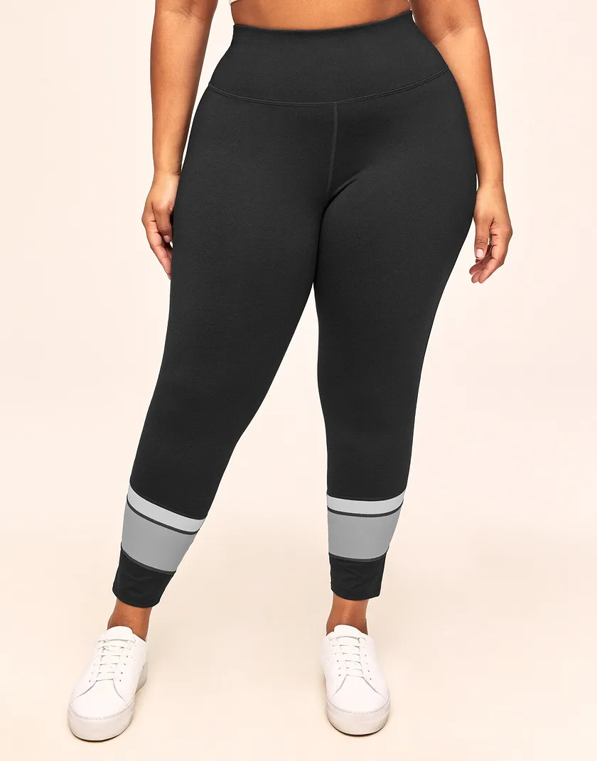 Haley Black Plus activewear bundle Model 2