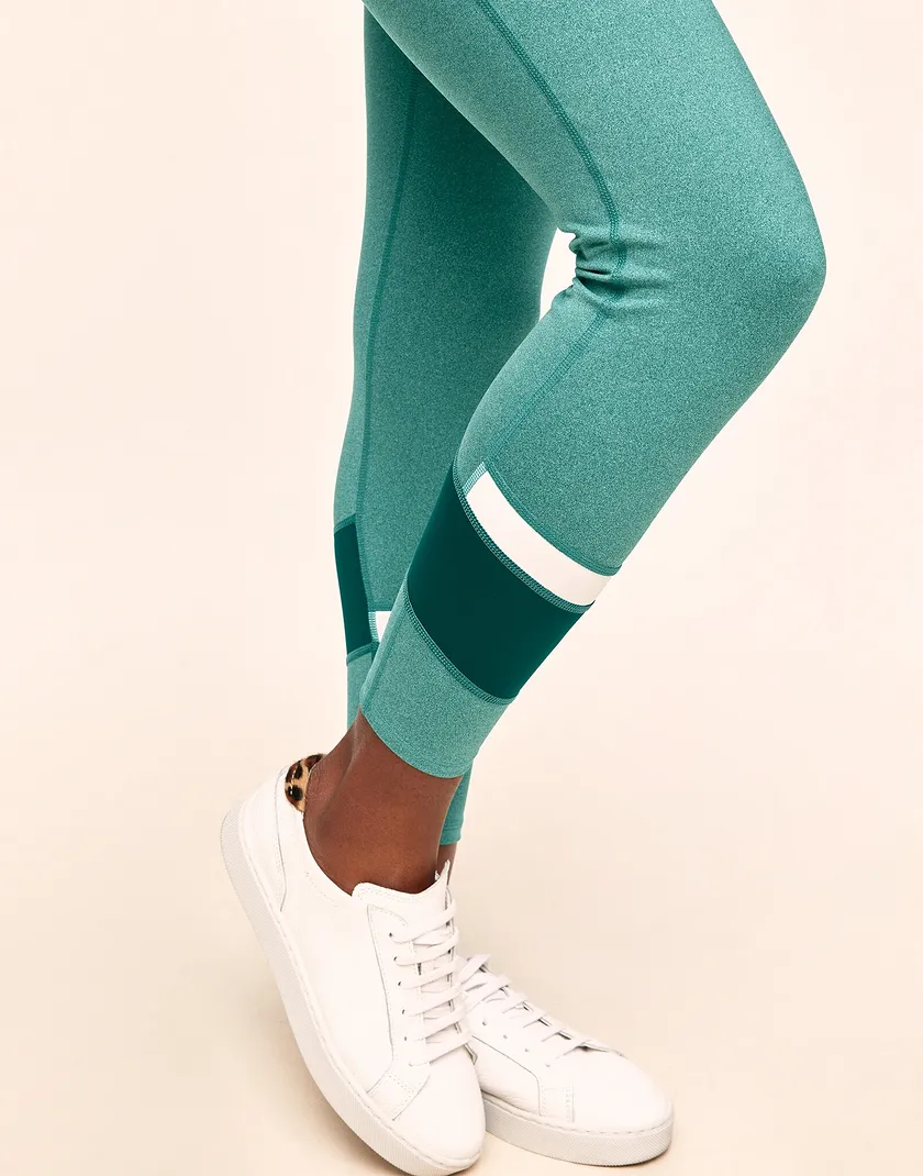 Haley Green activewear bundle Model 4