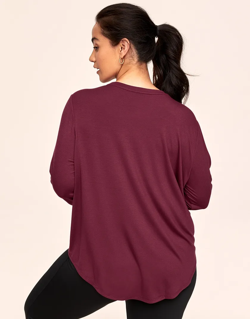 Molly Longsleeve Dark Red Plus lounge bundle Model 5