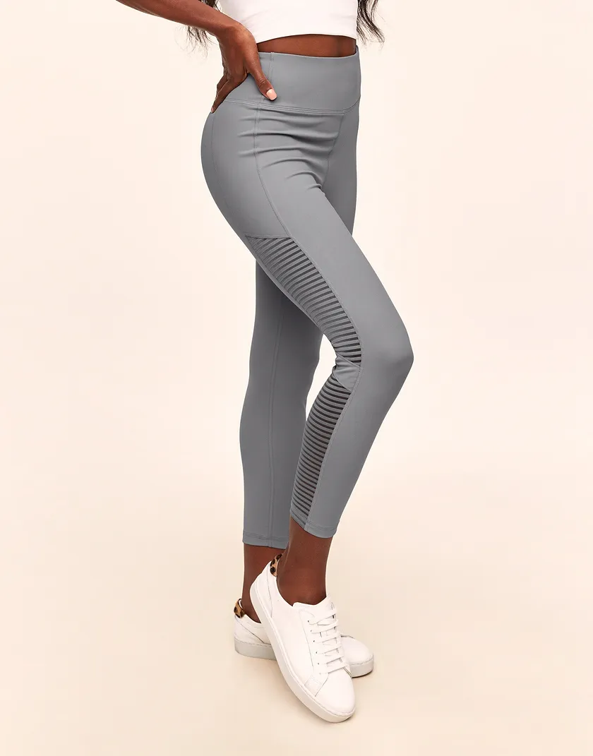 Cali Stripe Mesh Gray activewear bundle Model 2