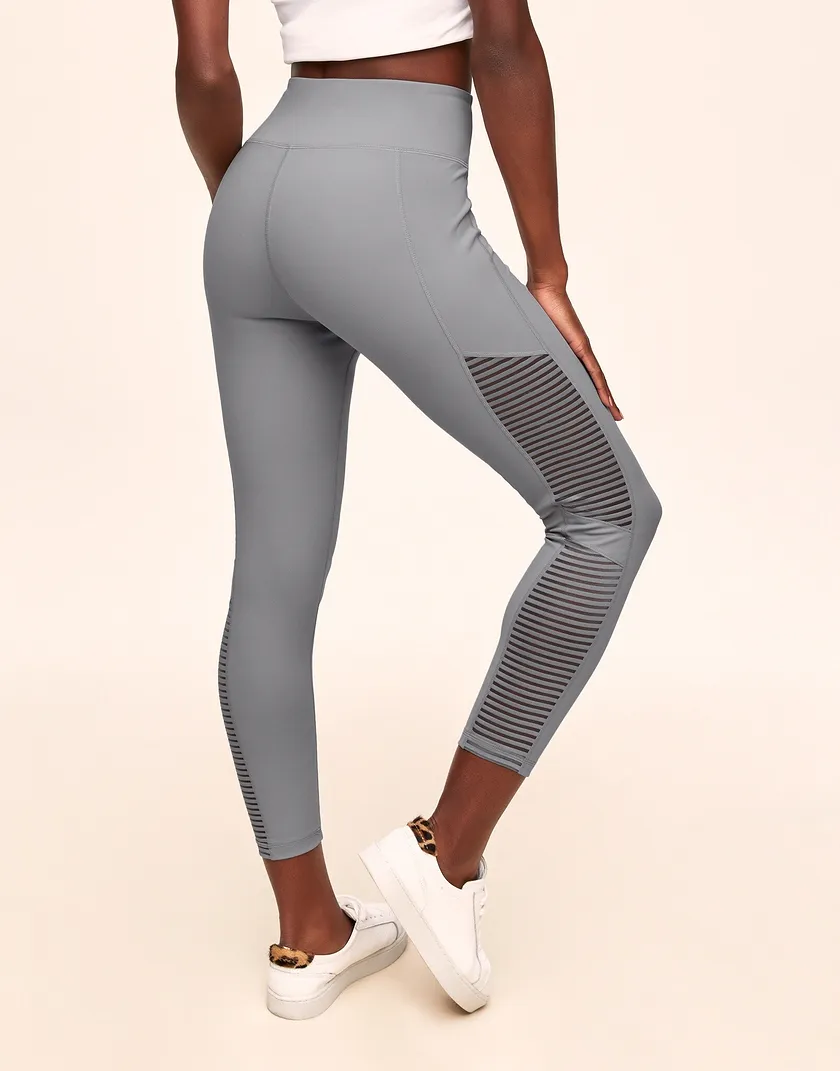 Cali Stripe Mesh Gray activewear bundle Model 5