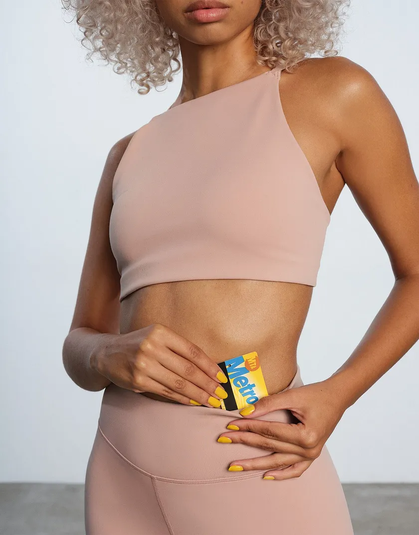 Do Legging X EBN Pink activewear bundle Model 4
