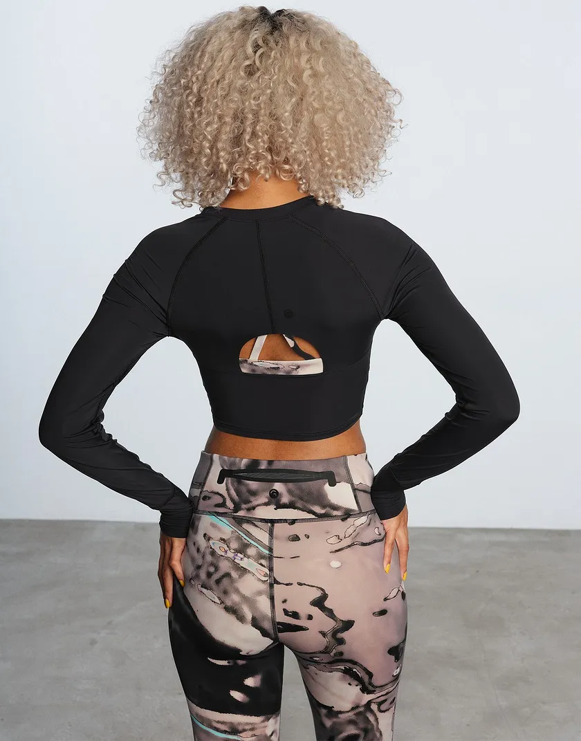 Do Rashguard X EBN Black activewear bundle Model 4