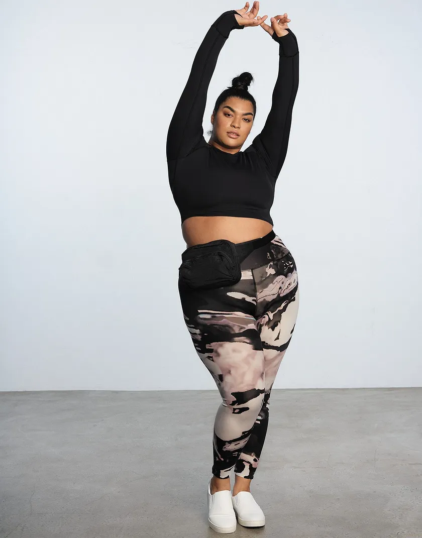 Do Rashguard X EBN Black Plus activewear bundle Model 5