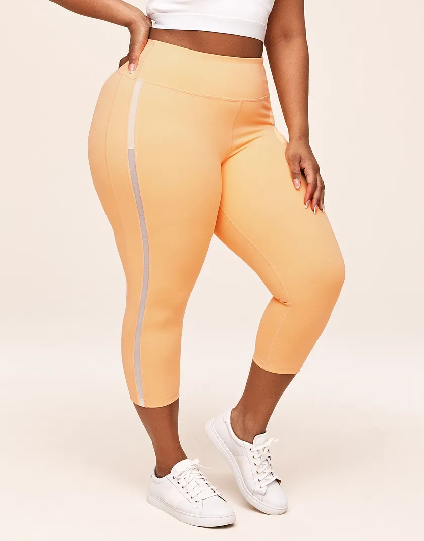 Cora Cozy Ventilation Crop Light Orange Plus activewear bundle Model 2
