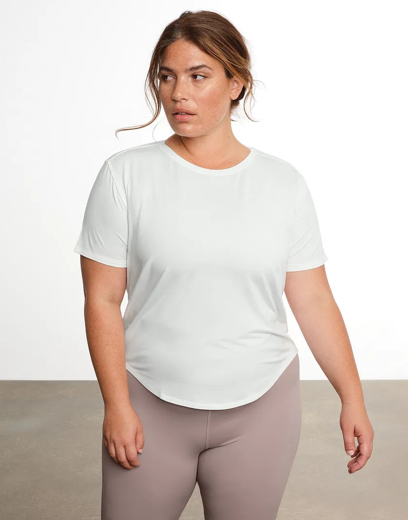 Live GF Tee White Plus athleisure bundle Model 2