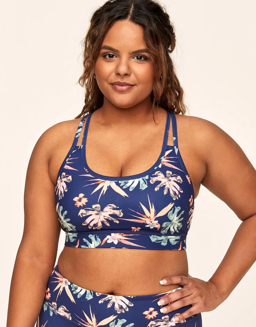 Cora Cozy Bra Tropical Blue Plus Lined activewear bundle Model 2