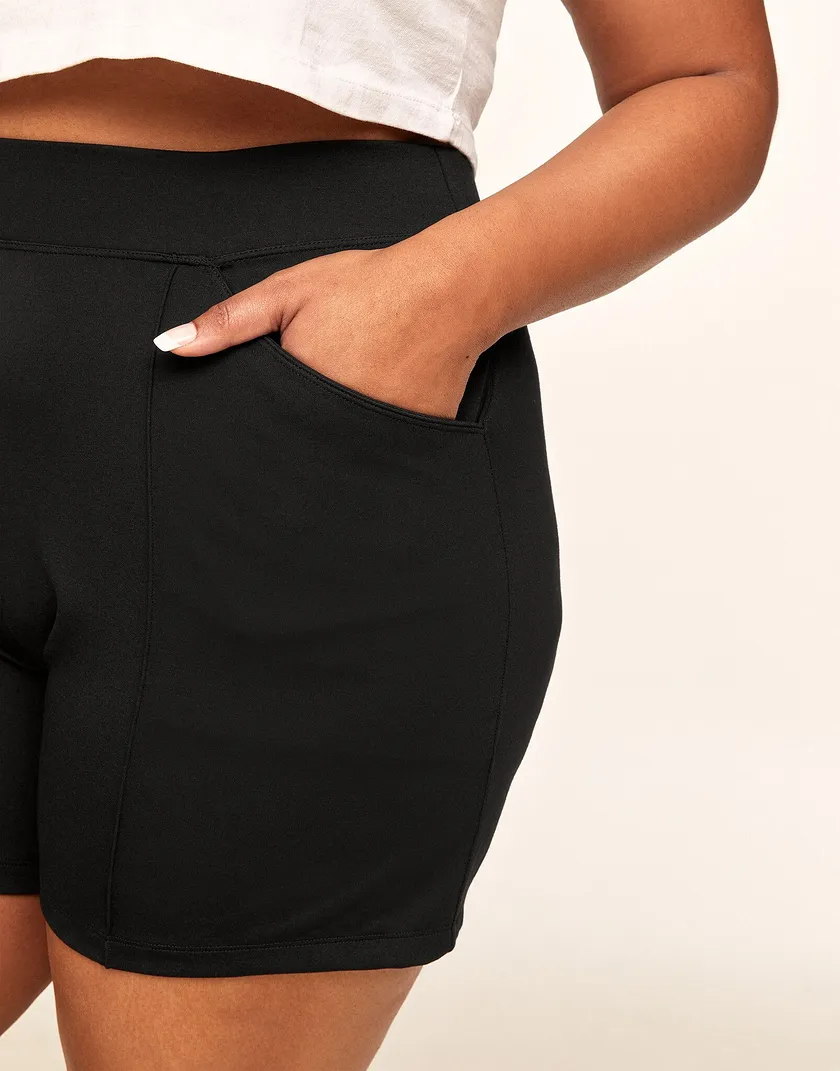 Paula Ponte Short Black Plus legwear bundle Model 5
