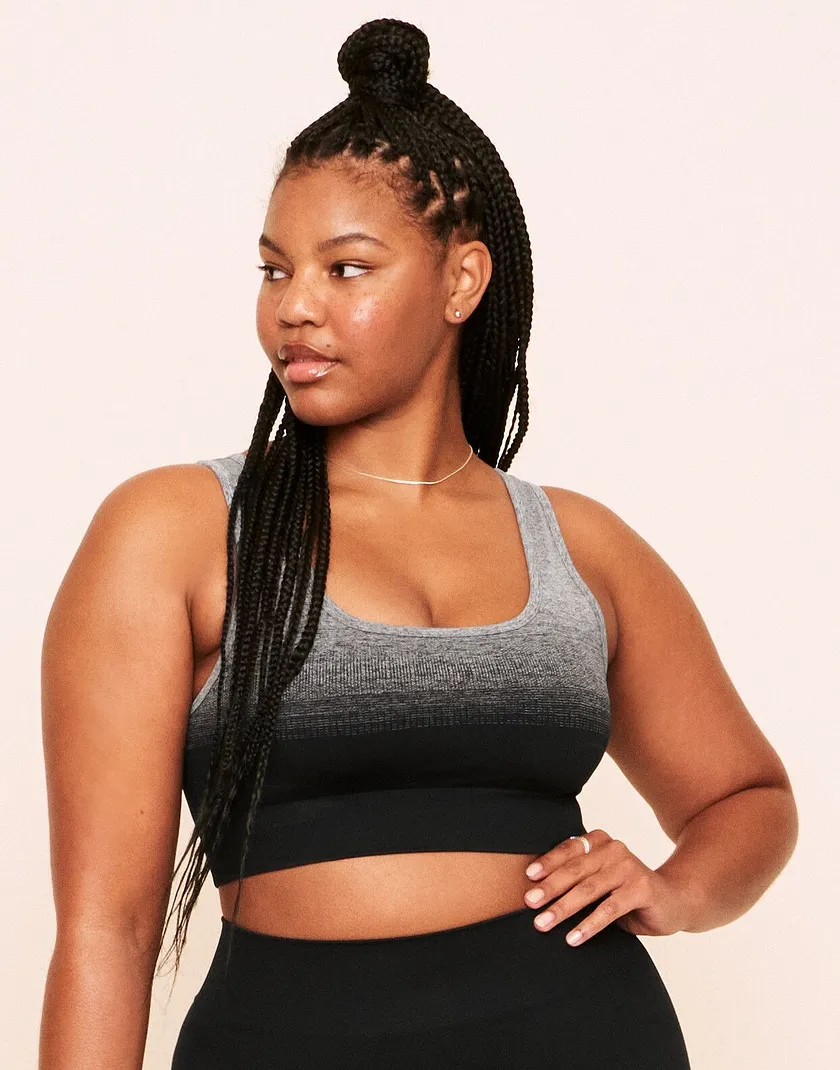 Maeve Ombre Sports Bra Black Plus Contour activewear bundle Model 2