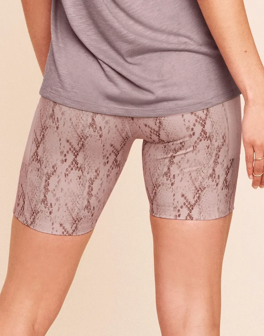 Anais High Waisted Short Animal Pink activewear bundle Model 4