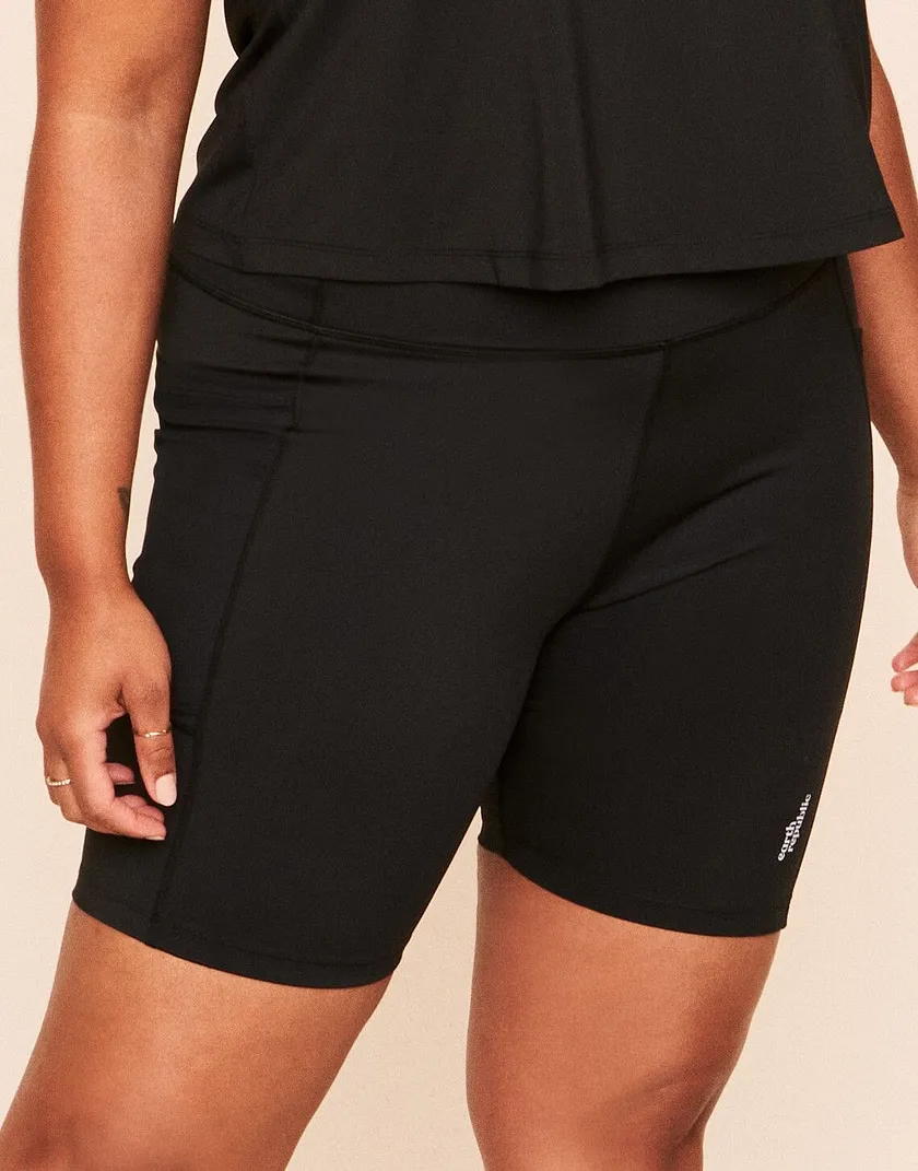 Anais High Waisted Short Black Plus activewear bundle Model 2