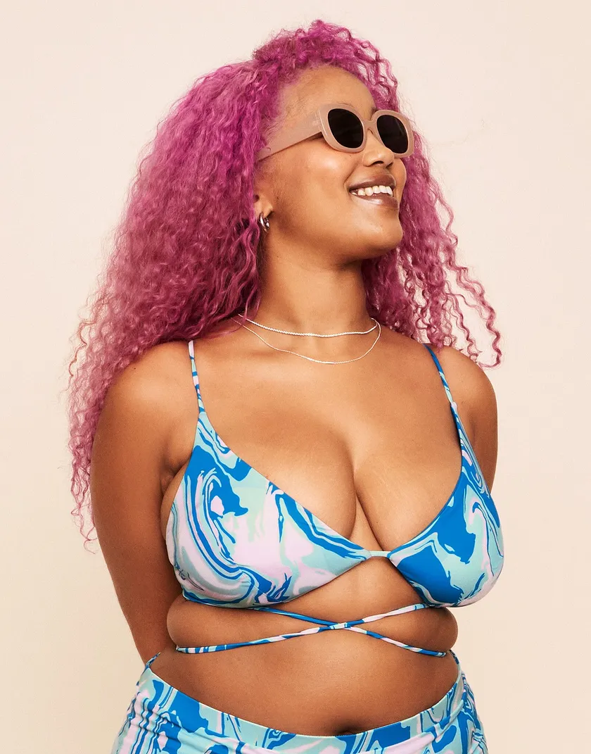 Azariah Reversible Triangle Top Novelty Blue Plus swimwear bundle Model 2