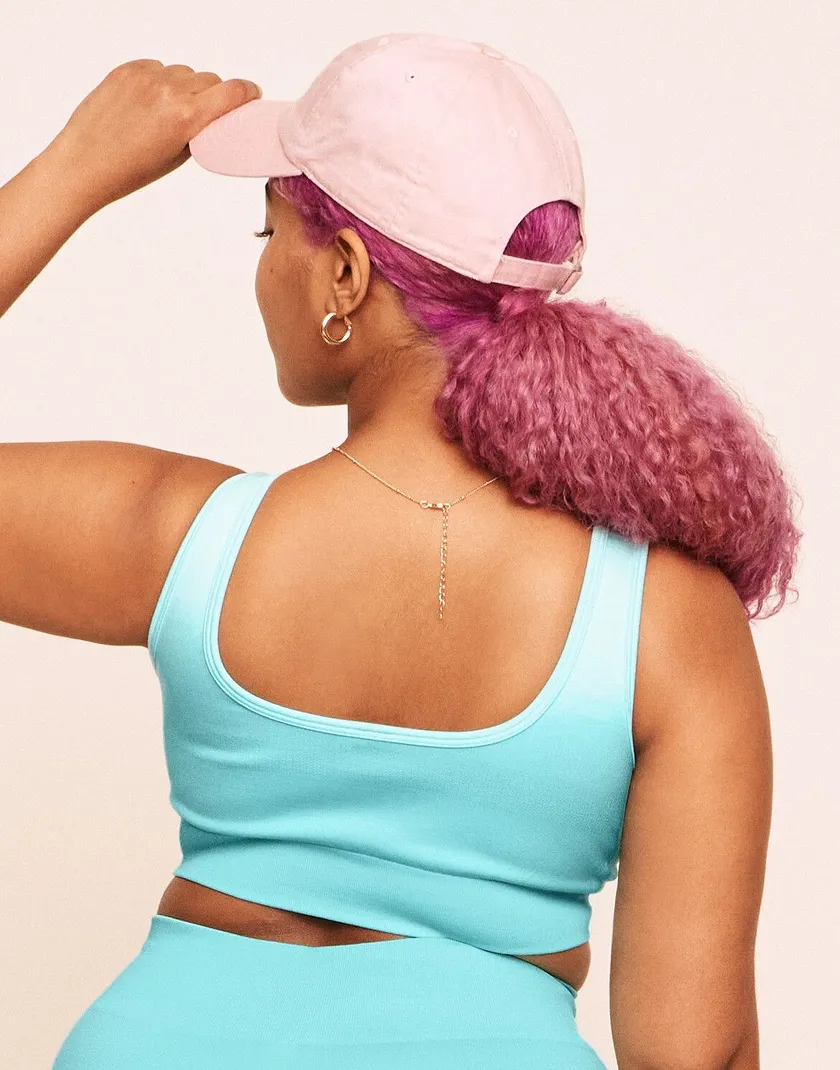Maeve Ombre Sports Bra Blue 2 Plus Contour activewear bundle Model 5