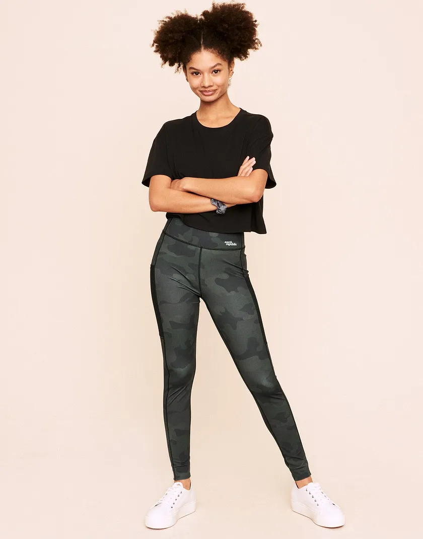 Austyn Top Black activewear bundle Model 6