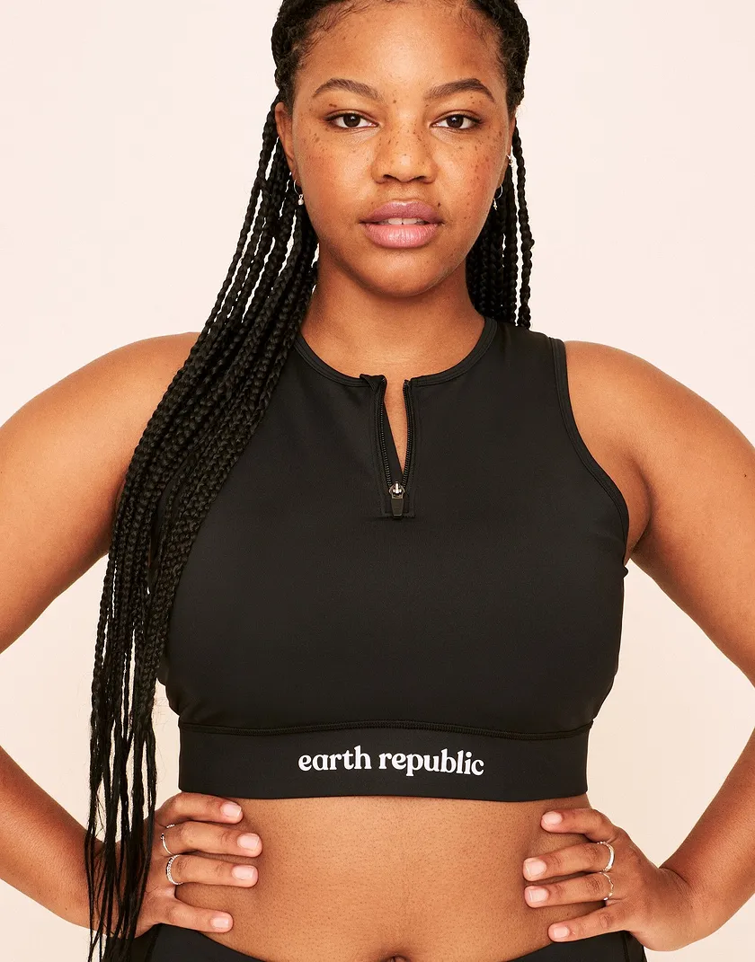 Axelle Sports Bra Black Plus Contour activewear bundle Model 2