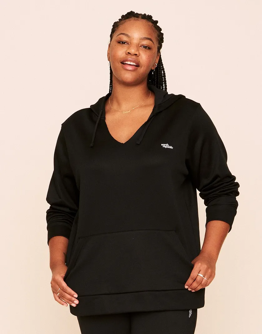 Faye Hooded Pullover Black Plus activewear bundle Model 1