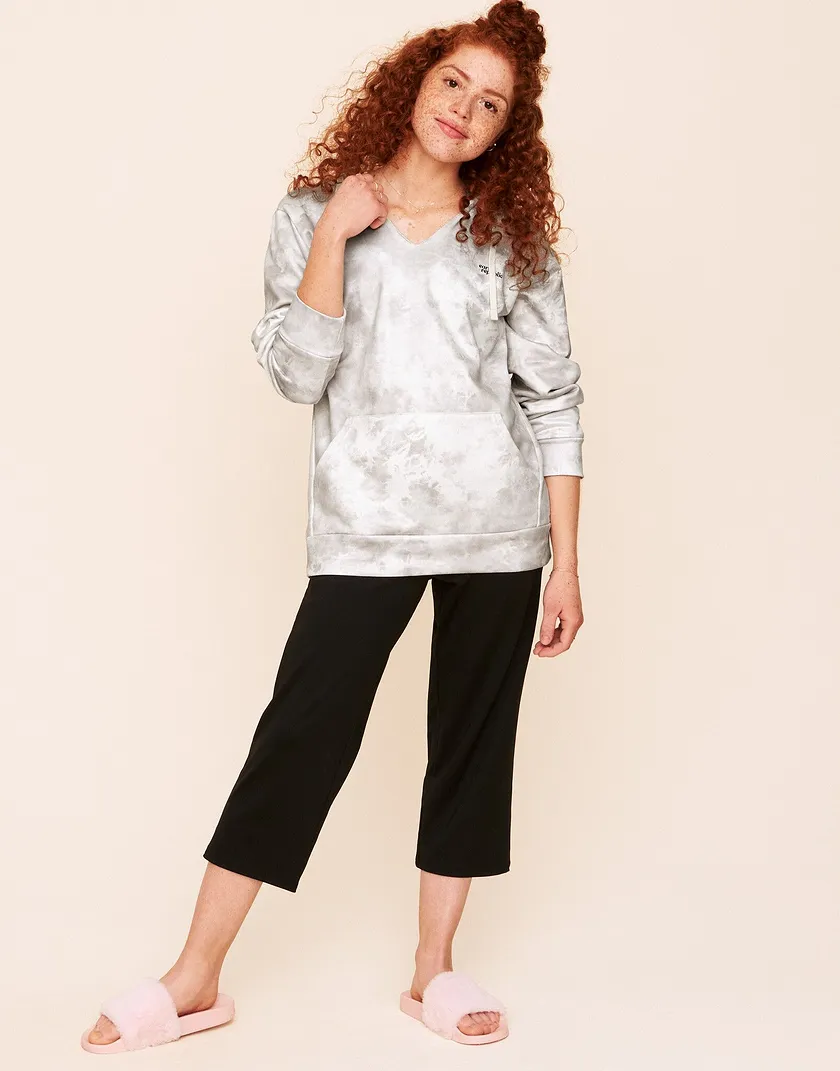 Faye Hooded Pullover Tie Dye Beige activewear bundle Model 6