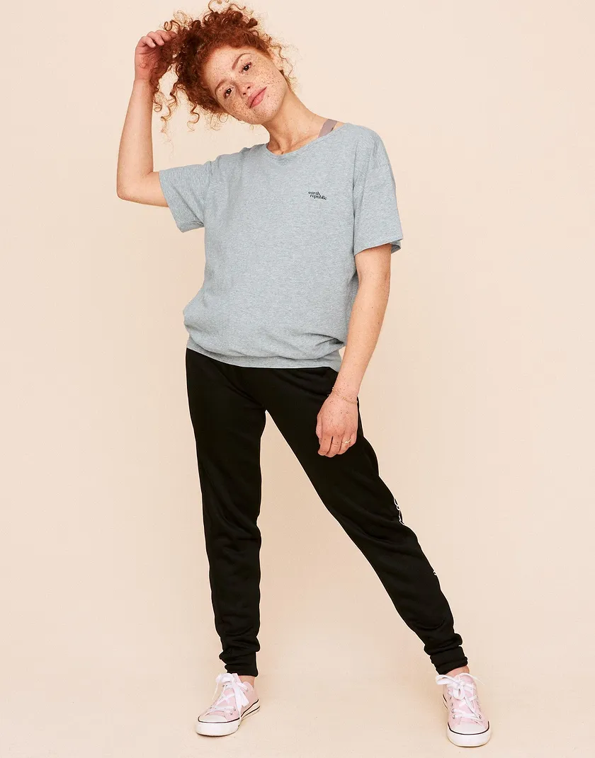 Juniper Top Gray activewear bundle Model 6