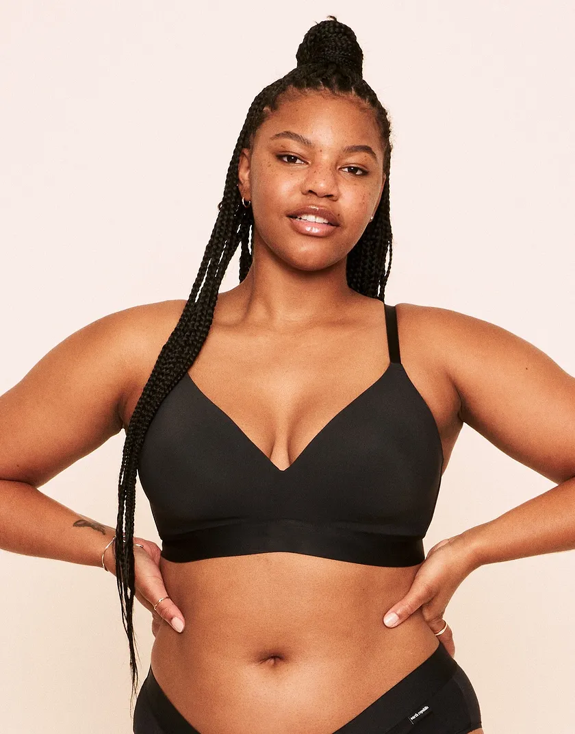 Makenna Black Plus Lined bra bundle Model 2