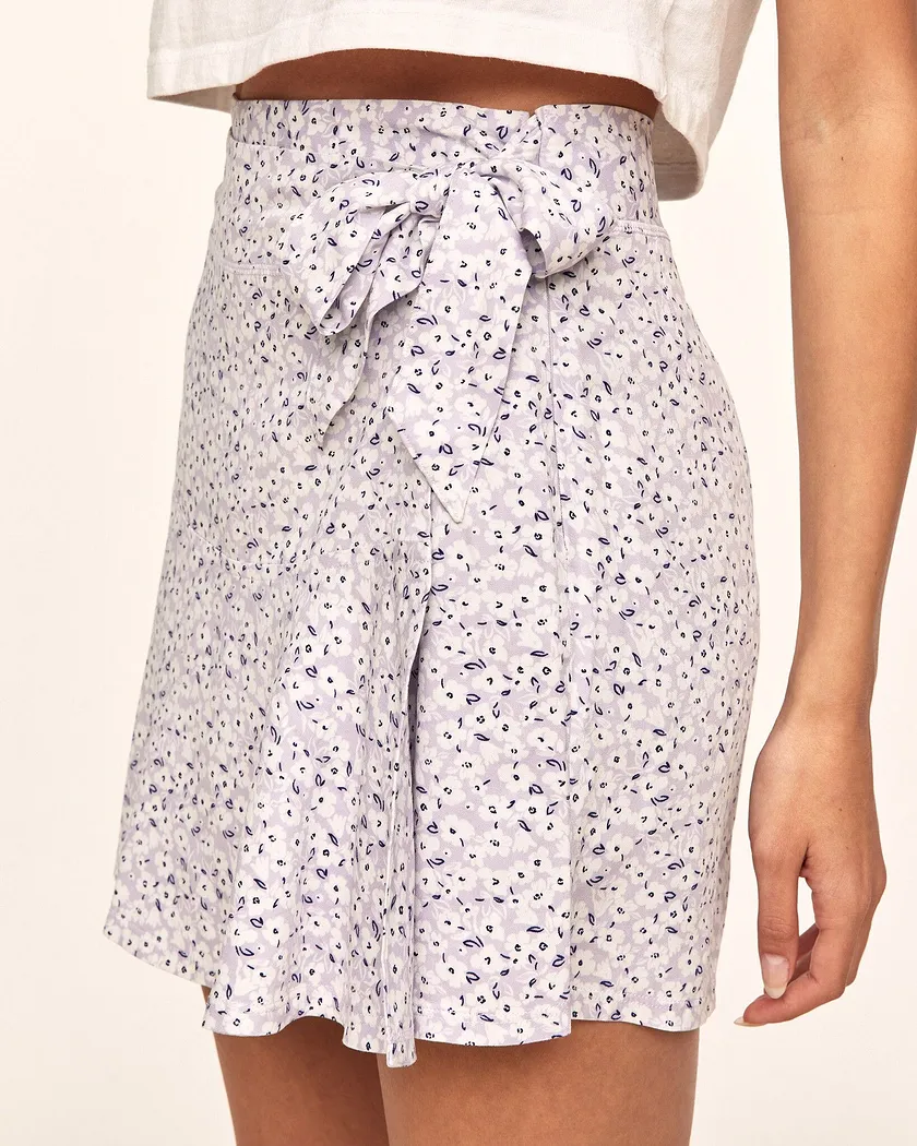 Savannah Skort Floral Purple legwear bundle Model 2