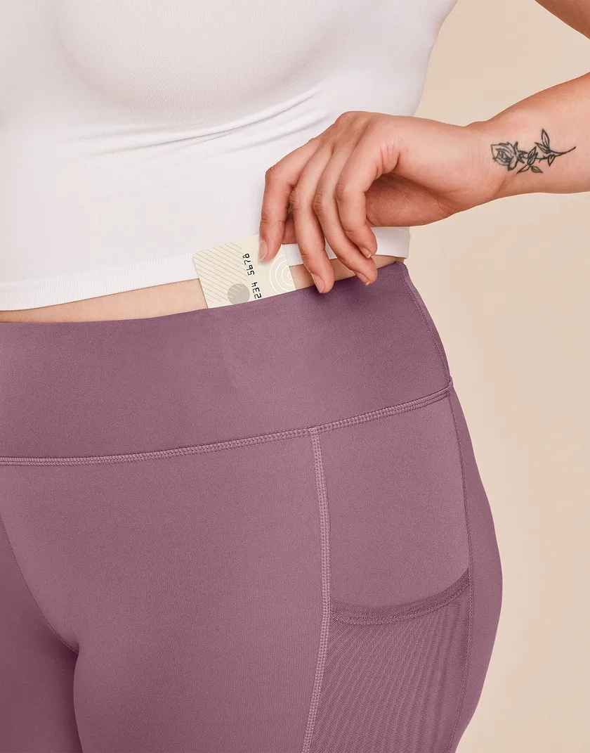 Ava Legging Dark Purple Plus activewear bundle Model 5