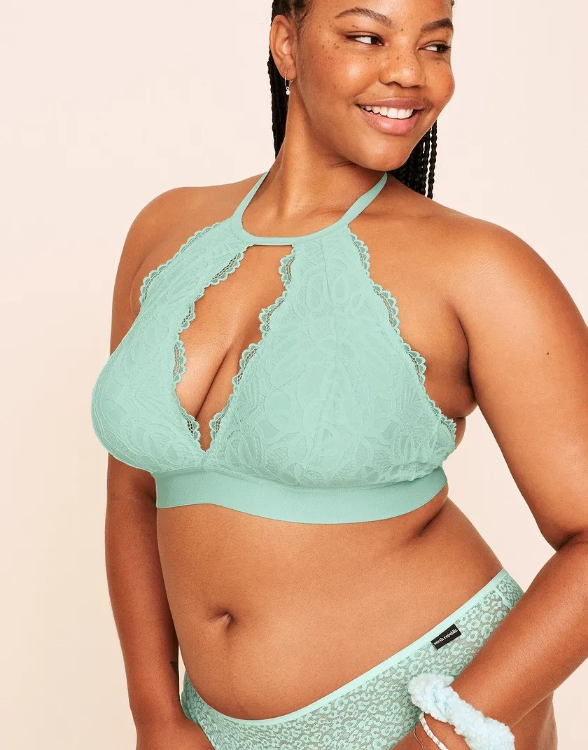 Rylan Halter Bralette Light Green Plus Lined bra bundle Model 6