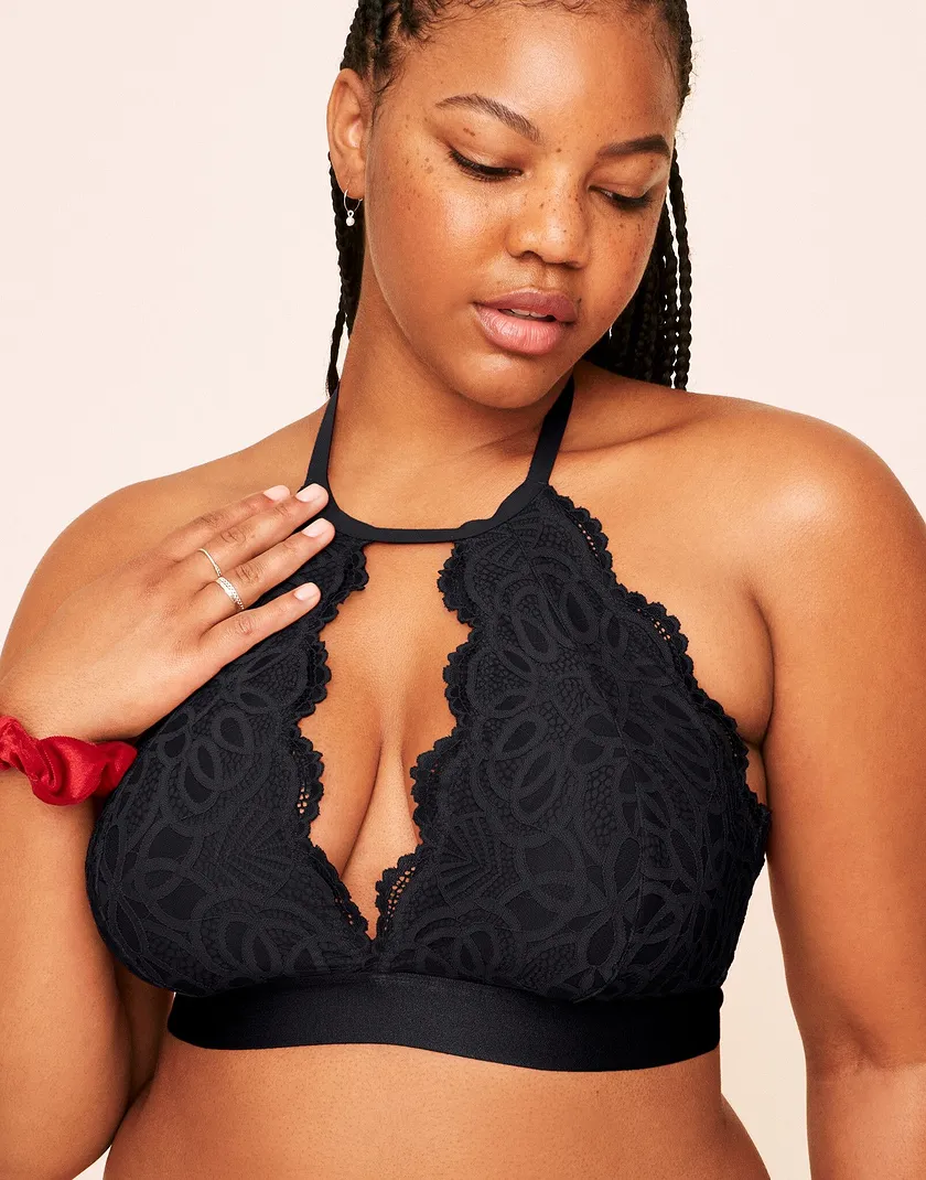 Rylan Halter Bralette Black Plus Lined bra bundle Model 2