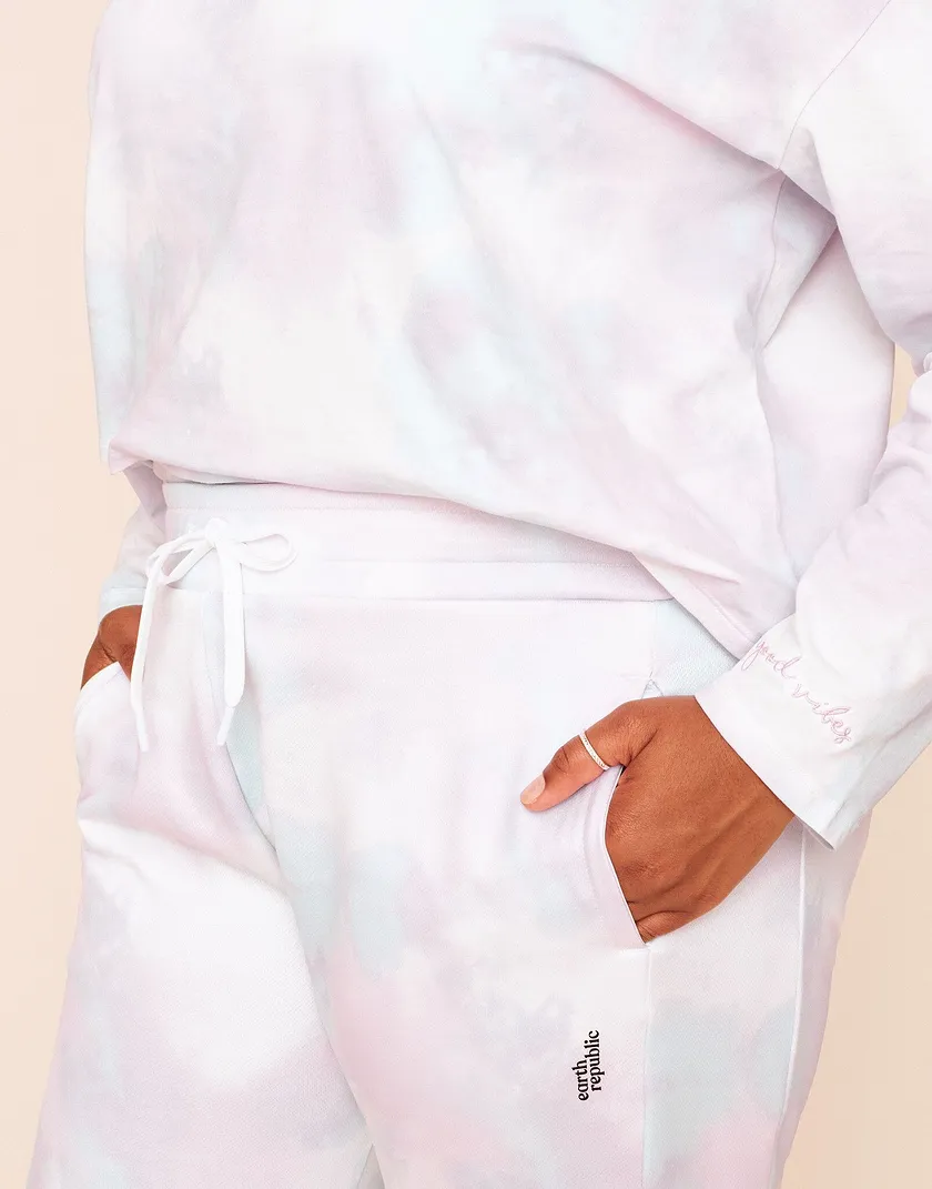 Robin Top Tie Dye Pink Plus activewear bundle Model 5